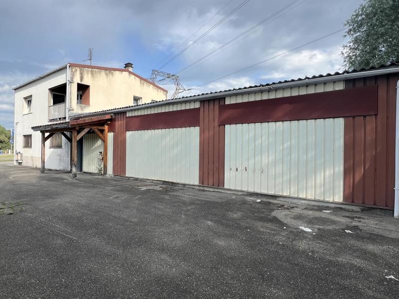 Immeuble - 220 m² - 8 pièces