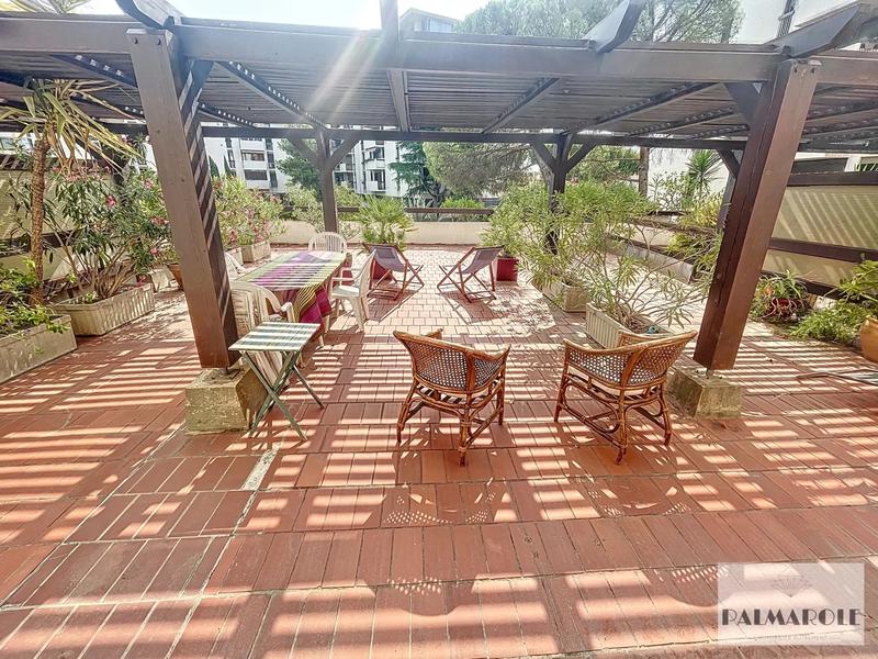 Appartement - 76 m² - 4 pièces