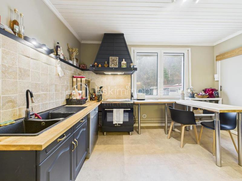 Maison - 165 m² - 6 pièces