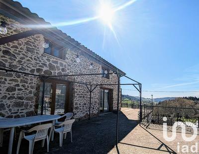 Maison - 127 m² - 4 pièces