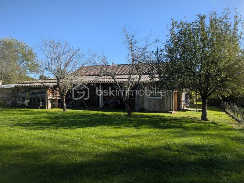 Demeure - 299 m² - 10 pièces