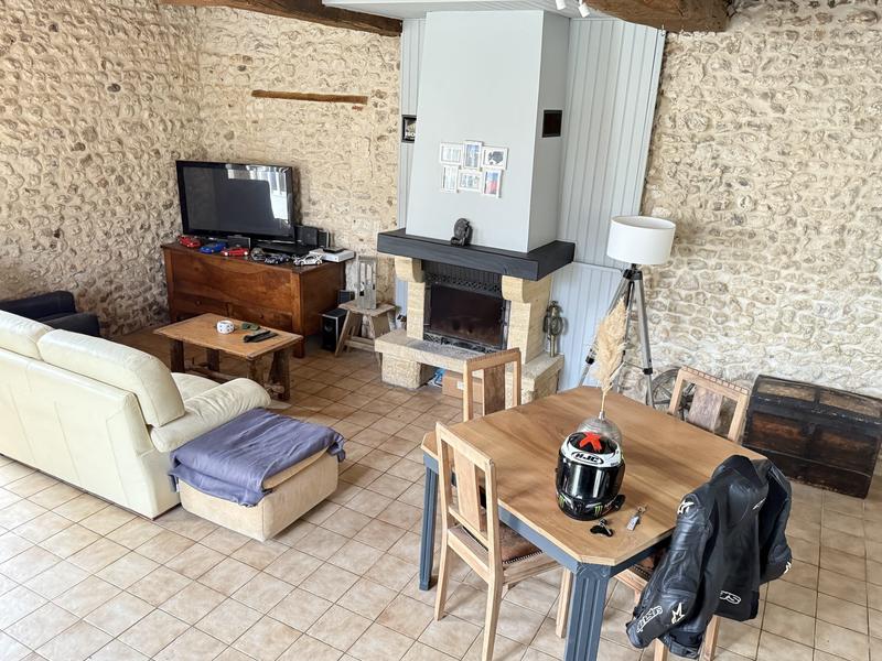 Maison - 92 m² - 3 pièces