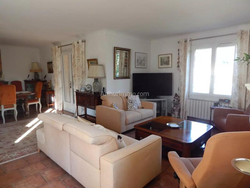 Maison - 315 m² - 11 pièces