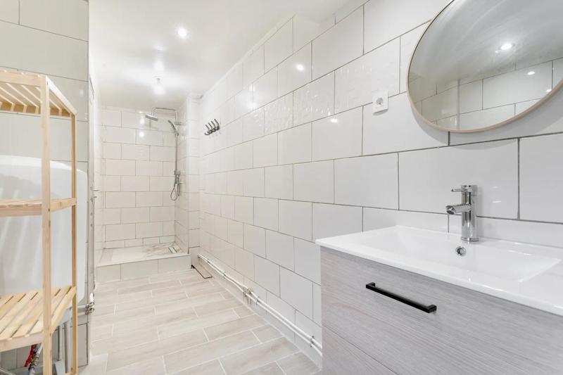 Maison - 110 m² - 7 pièces