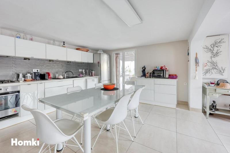 Maison - 97 m² - 4 pièces