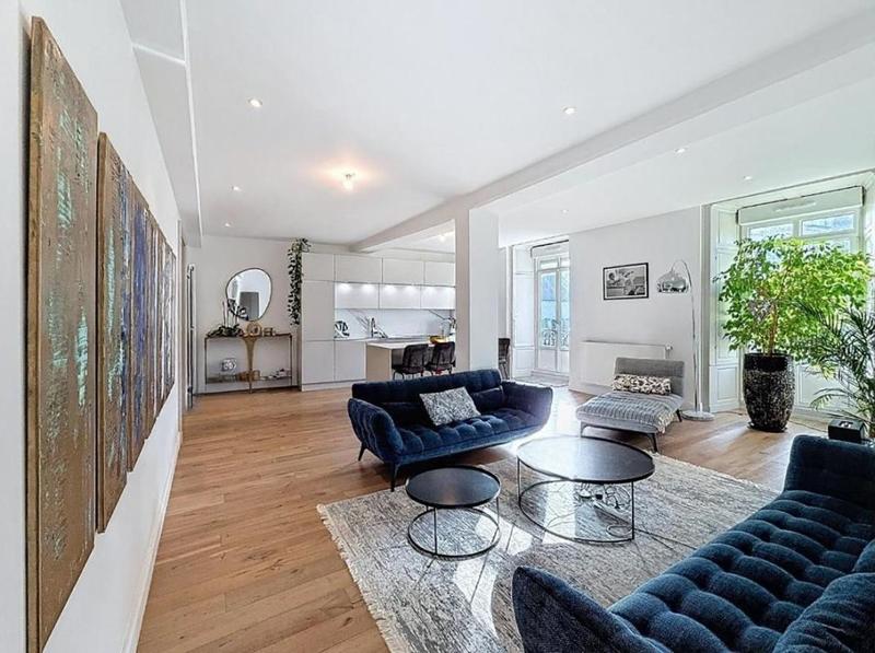 Appartement - 150 m² - 5 pièces