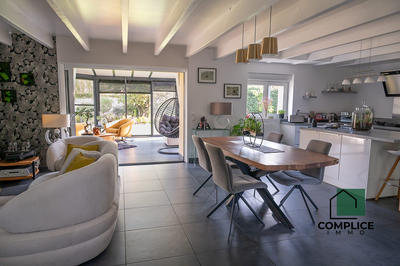 Maison - 155 m² - 4 pièces