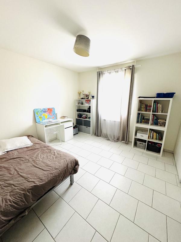 Pavillon - 144 m² - 7 pièces