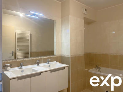 Appartement - 125 m² - 5 pièces