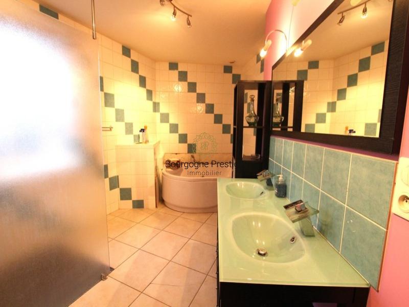 Maison de village - 104 m² - 3 pièces