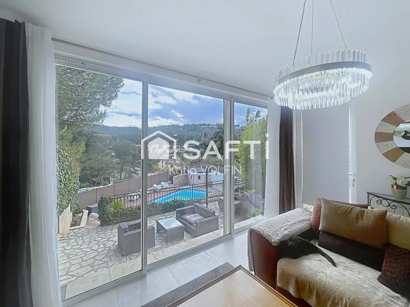 Maison - 127 m² - 5 pièces