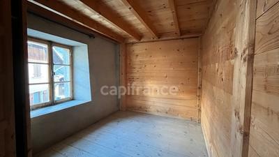 Maison - 140 m² - 4 pièces