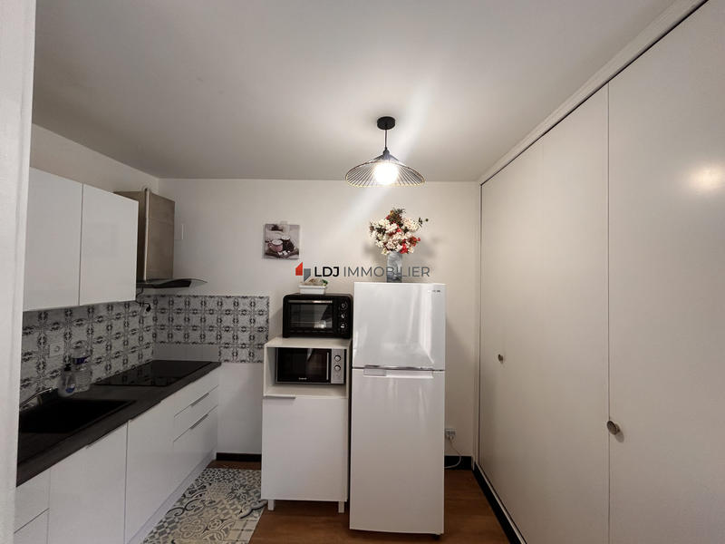 Appartement - 27 m² - 27 pièces