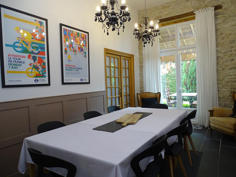 Maison - 418 m² - 15 pièces