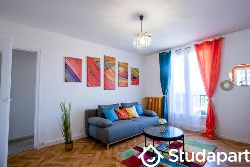 Chambre - 15 m² - 1 pièce