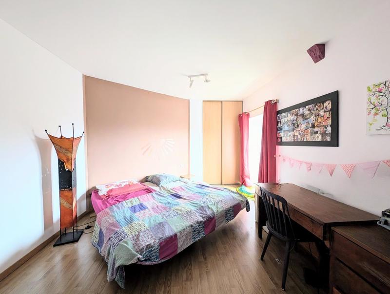 Maison - 213 m² - 7 pièces