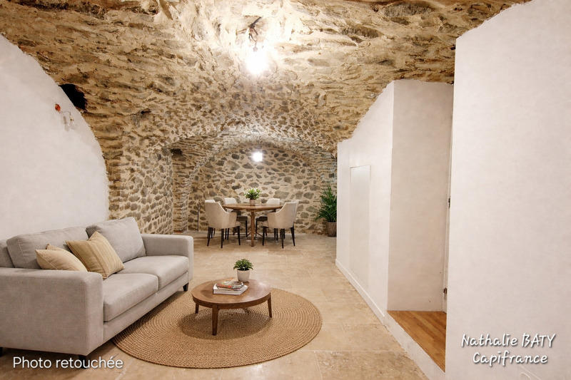 Maison en pierre - 99 m² - 5 pièces