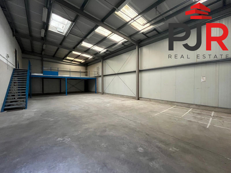 Local d'activités - 600 m²