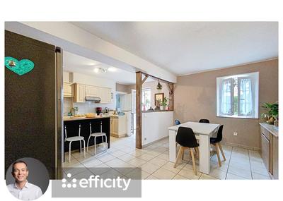 Maison - 83 m² - 5 pièces