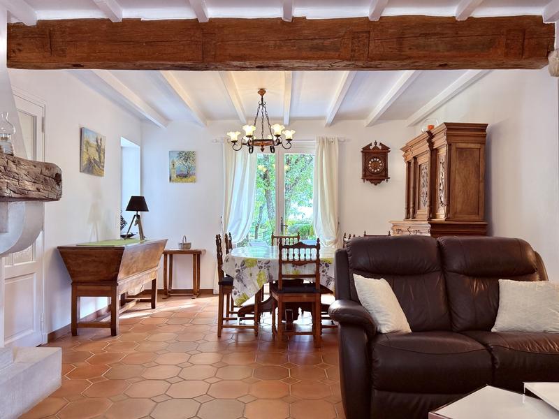 Maison - 231 m² - 11 pièces