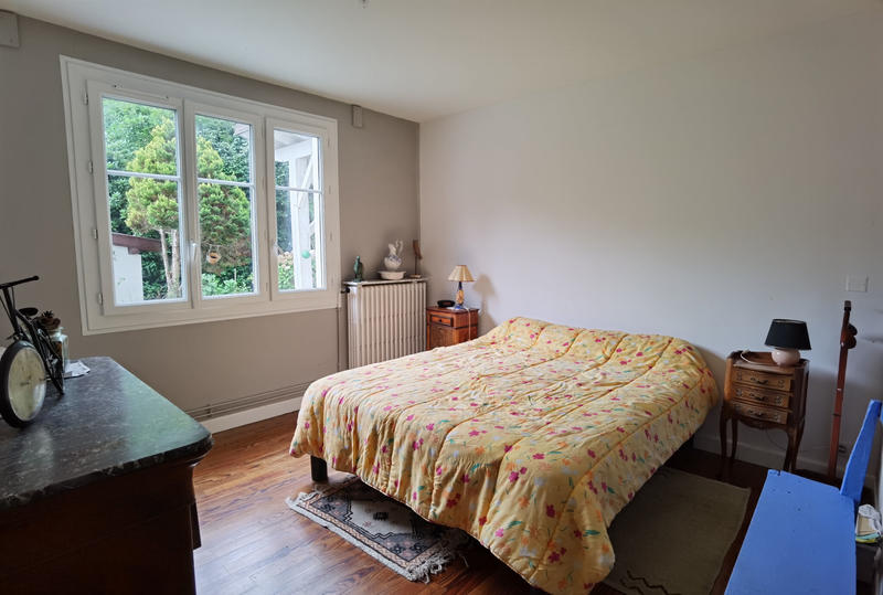 Maison - 217 m² - 7 pièces