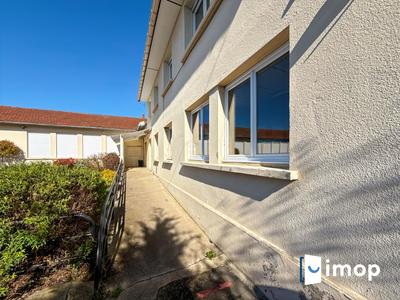 Local commercial - 590 m²