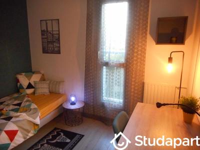 Chambre - 10 m² - 1 pièce