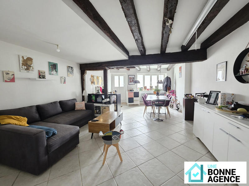 Maison traditionnelle - 115 m² - 4 pièces