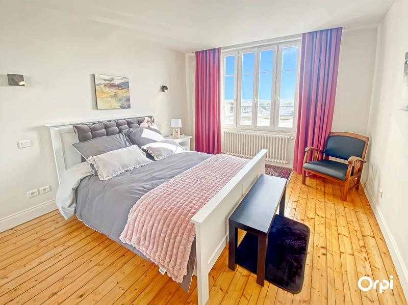 Appartement - 99 m² - 3 pièces