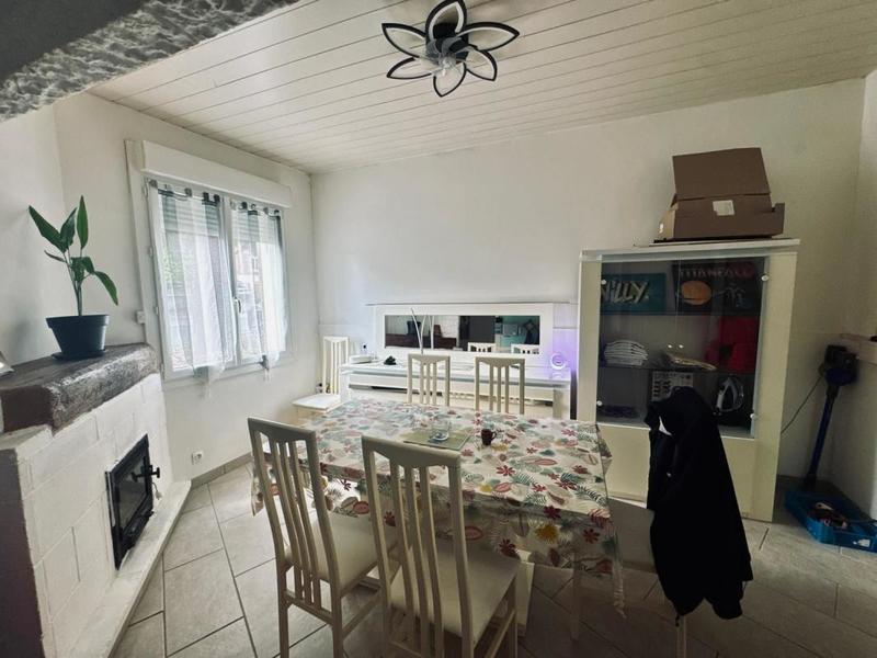 Maison - 93 m² - 3 pièces