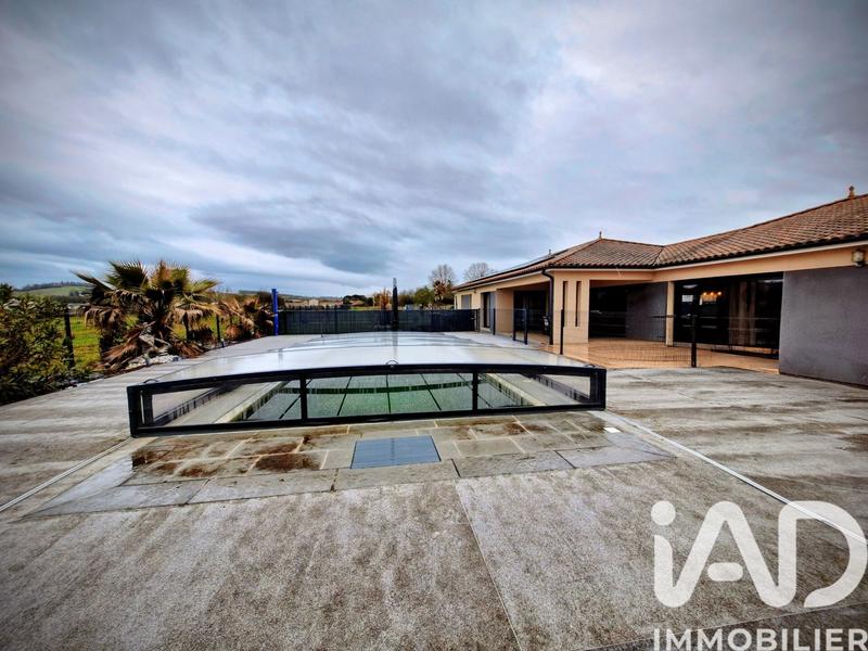 Maison - 182 m² - 5 pièces