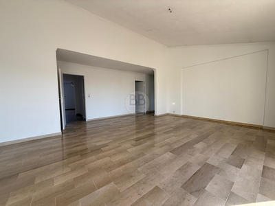 Appartement - 96 m² - 4 pièces