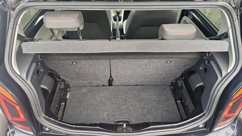 Volkswagen Up! 1.0 60 Up! Beats Audio