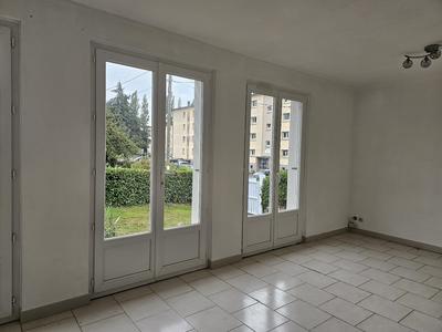 Maison - 77 m² - 5 pièces