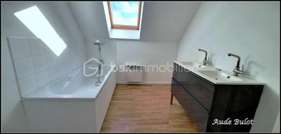 Maison - 123 m² - 6 pièces