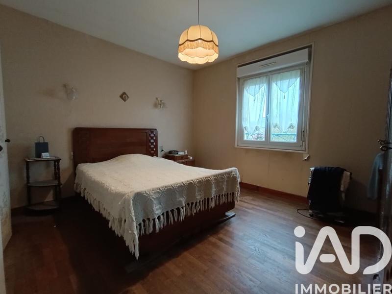 Maison - 185 m² - 8 pièces