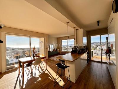 Appartement - 71 m² - 3 pièces