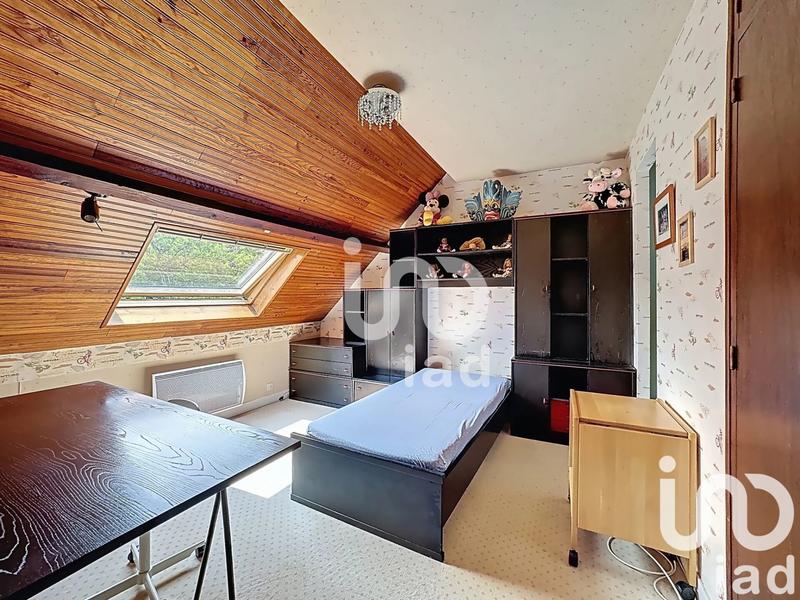 Maison - 200 m² - 10 pièces