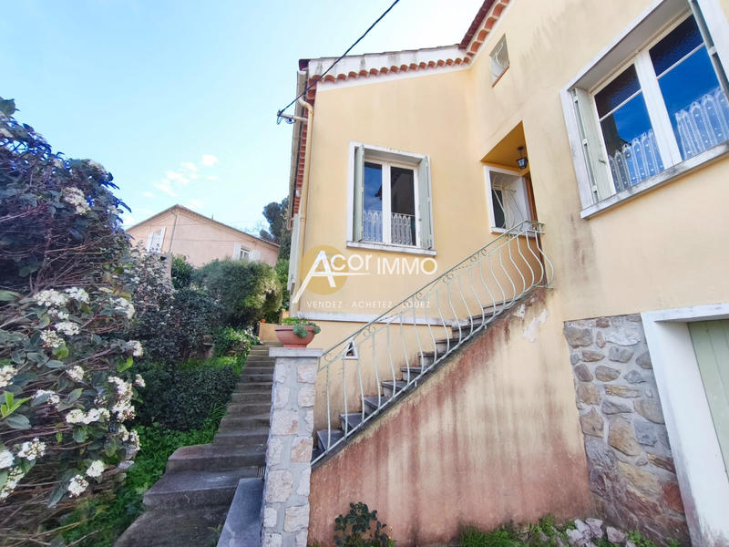 Maison - 81 m² - 4 pièces