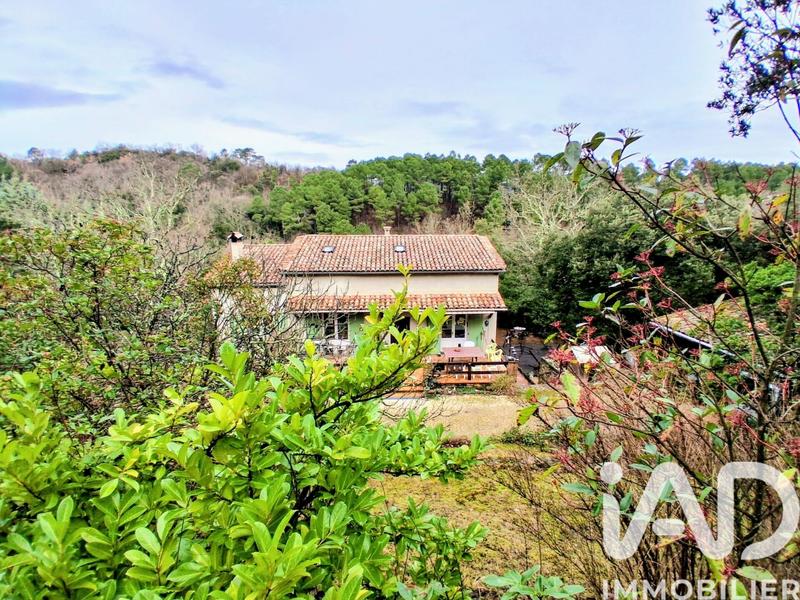 Maison de village - 296 m² - 14 pièces