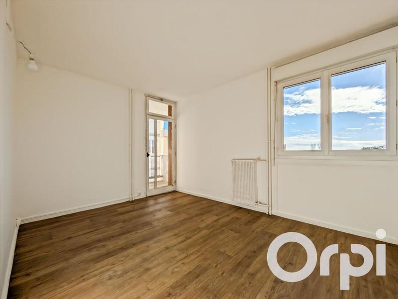 Appartement - 76 m² - 4 pièces