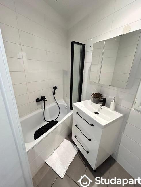 Chambre - 15 m² - 1 pièce