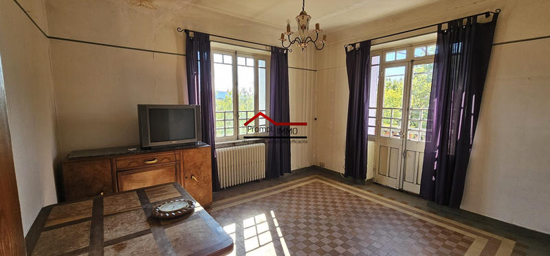 Maison - 160 m² - 5 pièces