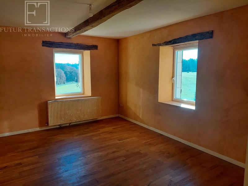 Maison - 200 m² - 5 pièces