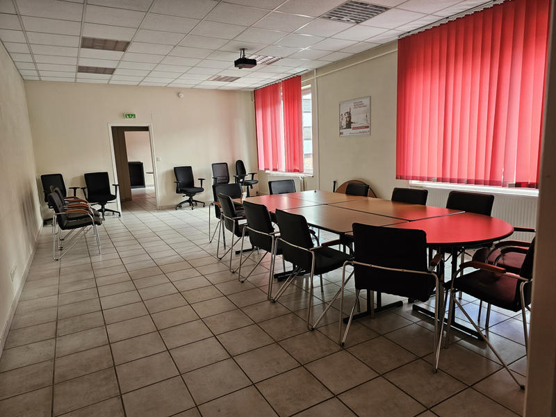 Bureau - 428 m² - 12 pièces