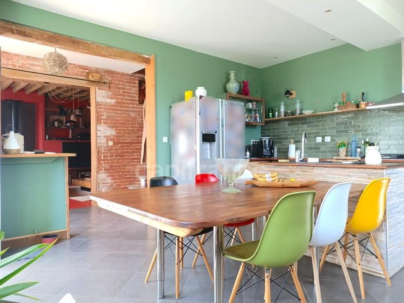 Maison - 140 m² - 5 pièces