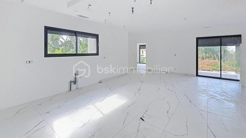 Maison - 160 m² - 6 pièces