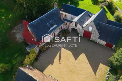 Maison - 280 m² - 7 pièces