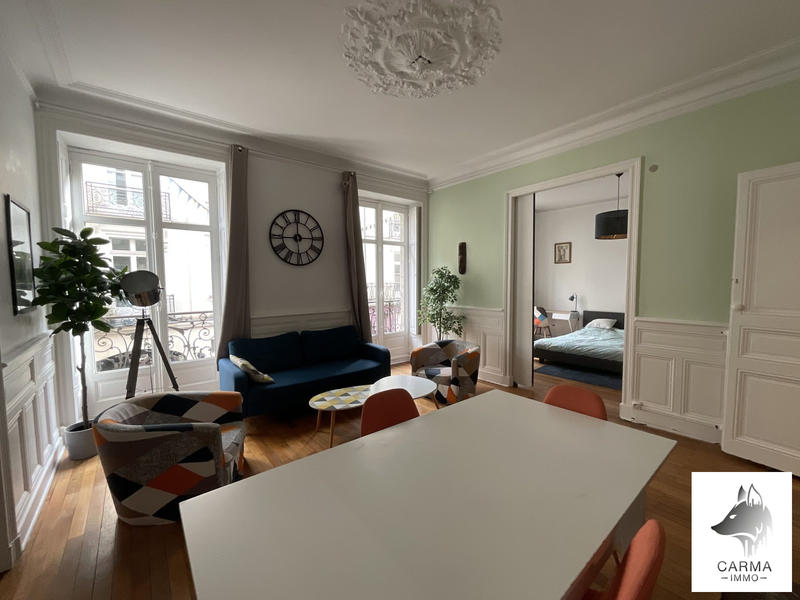 Appartement - 98 m² - 5 pièces