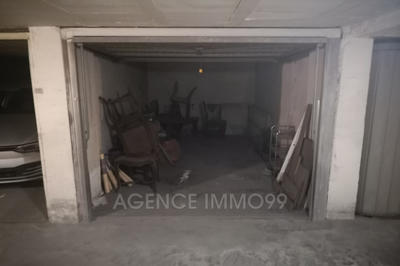 Parking / Garage - 13 m²